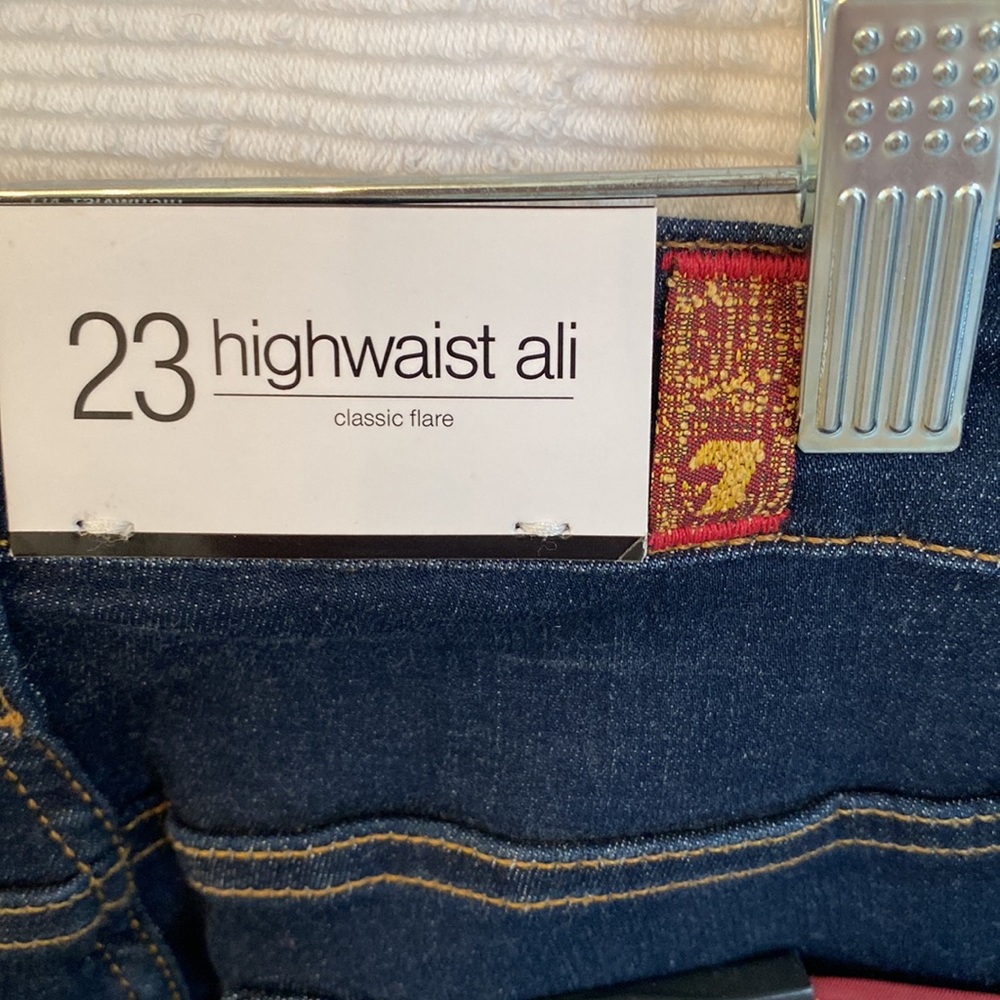 7 for all Mankind Highwaist Ali Dark Wash Denim - Picture 7 of 7